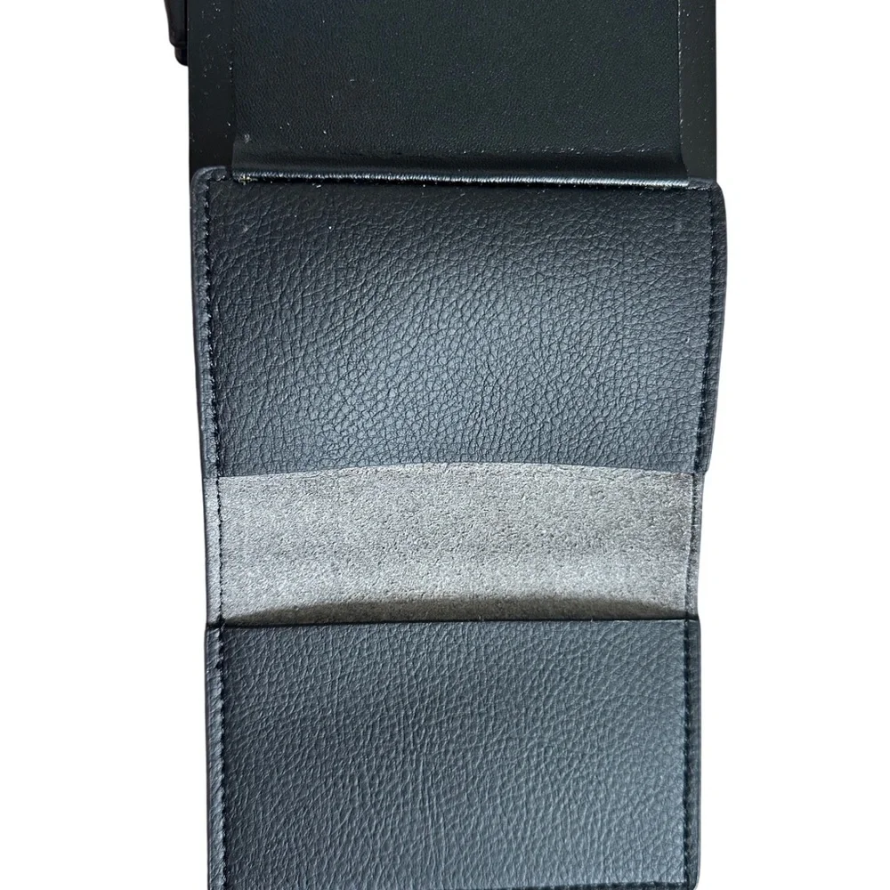 VULKIT WALLET | minimalist, RFID-blocking wallet